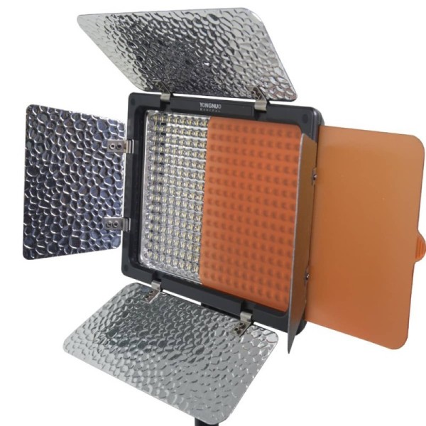 YONGNUO 300III LUZ LED