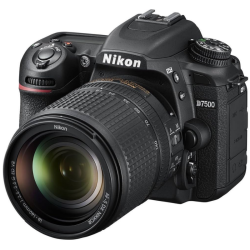 Nikon D7500 DSLR Camera with 18-140mm Lens