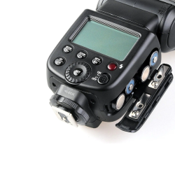 GODOX TT600 SPEEDLITE